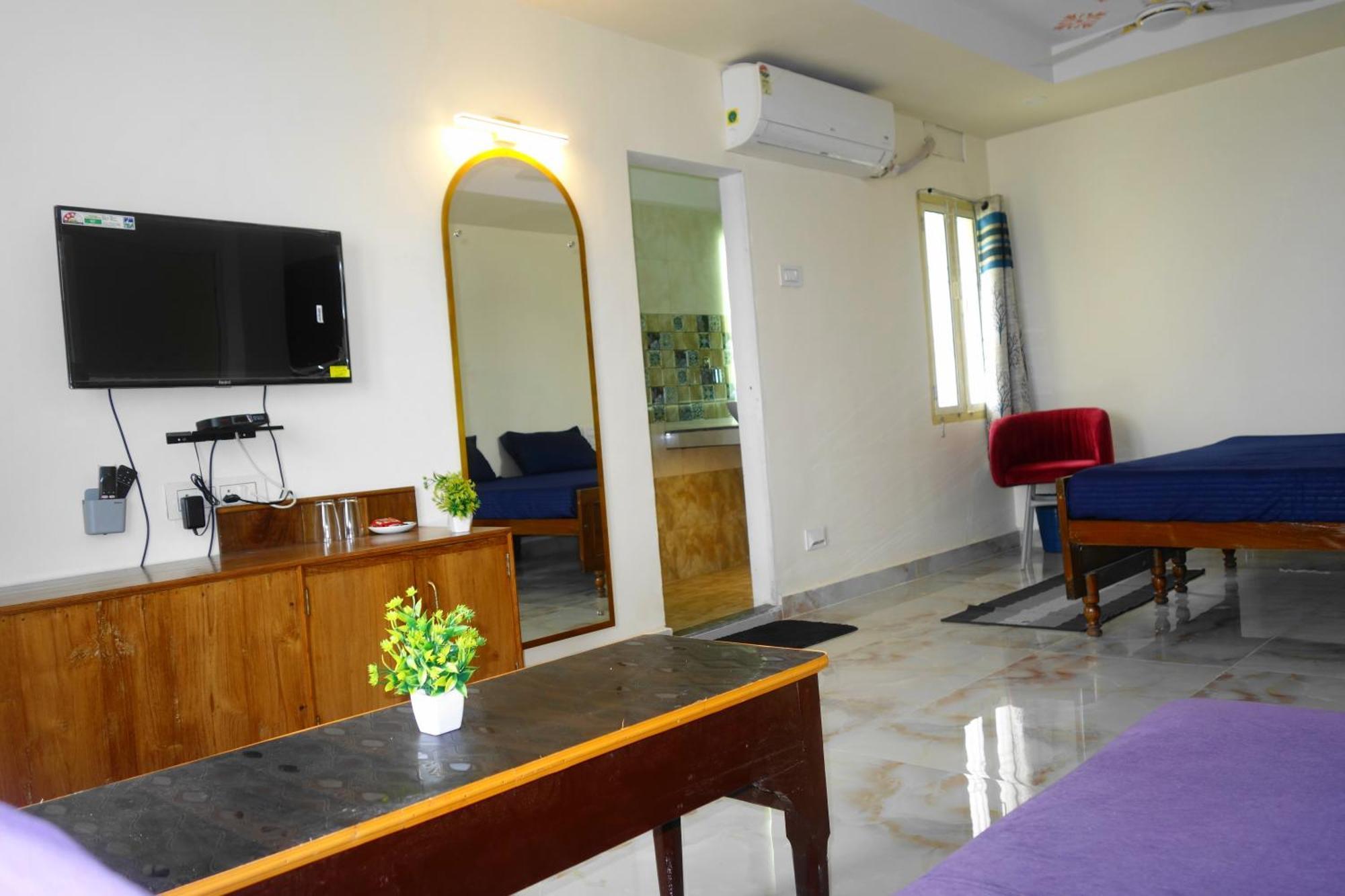 Hotel Hcb Brahmapur Exterior photo